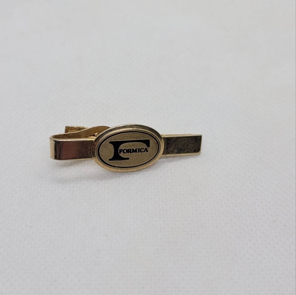 Formica Gold Tone tie bar clip